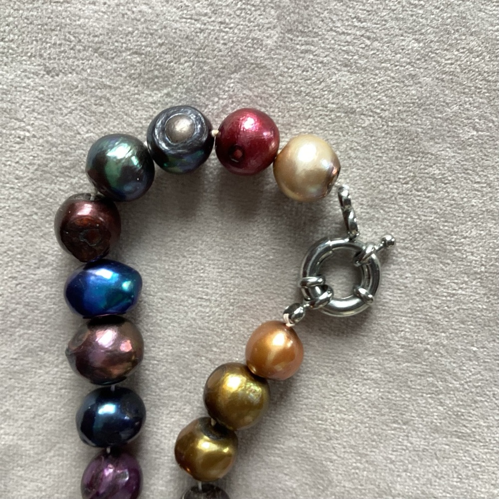 Jewelary - Picture 2 of 8